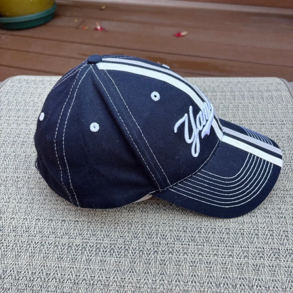 MLB New York Yankees Hat Mens OSFA Navy Blue Good Racing Stripe Cap